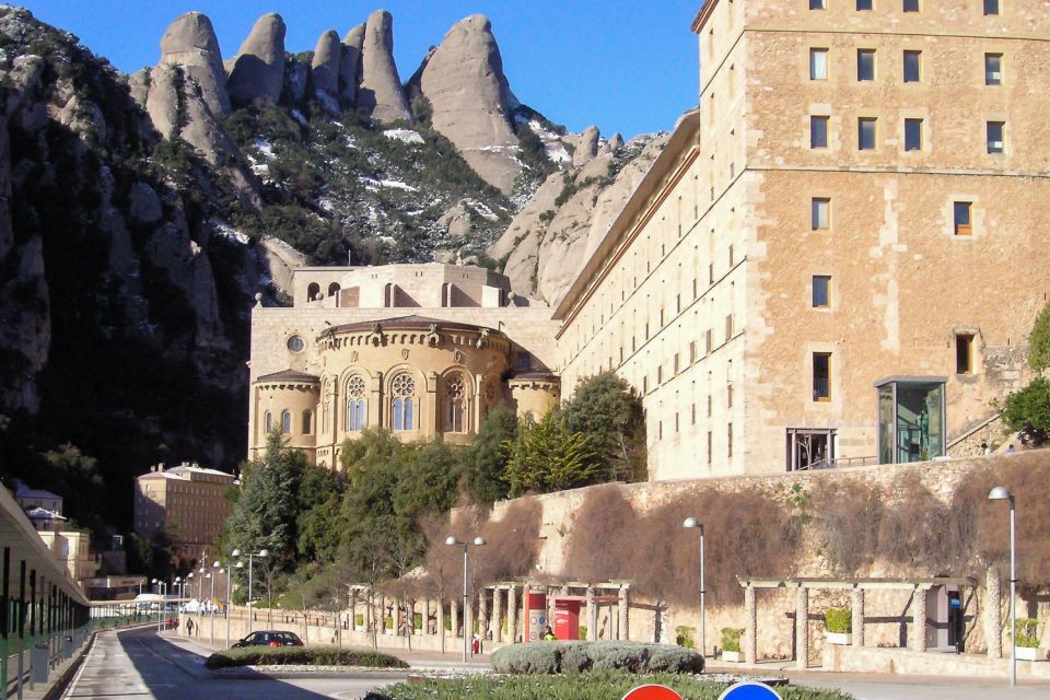 Montserrat: 6-Hour Tour with a Choice of 3 Levels of Hiking - Private car pickup and the 50-minute ride to Montserrat