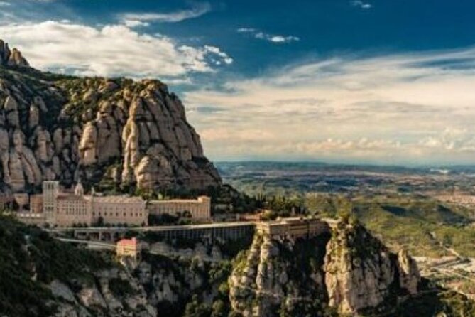Montserrat and winery private daytrip from Barcelona - Key highlights to look for