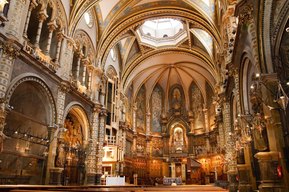 Montserrat & Cava Wineries Day Trip from Barcelona w/ Pickup - Montserrat National Park walking: close to the rock formations