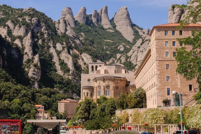 Montserrat Monastery Small Group or Private Tour Hotel pick-up - Small group pacing: why up to 8 people matters