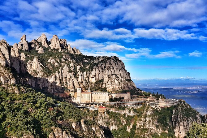 Montserrat Nature Experience, Monastery and Museum - Why Montserrat works as an 8-hour day trip from Barcelona