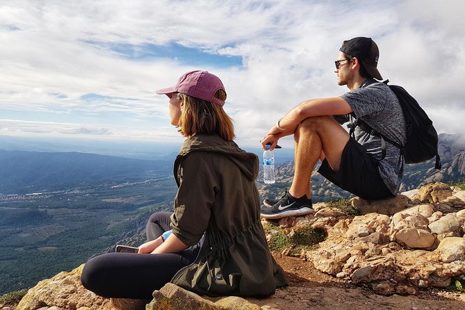 Montserrat Nature Walk, Monastery and Museum from Barcelona - Abadia de Montserrat: church time, the basilica, and the museum add-on
