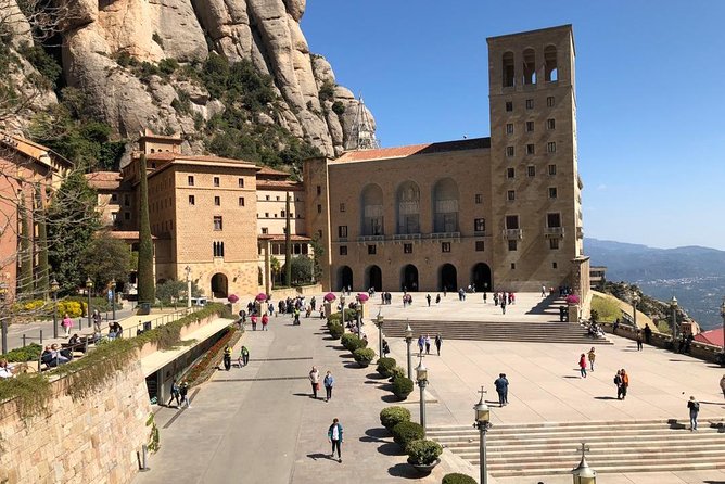 Montserrat Private Tour from Barcelona with Pick-up - The drive through Catalonia’s Natural Park: where the photos start