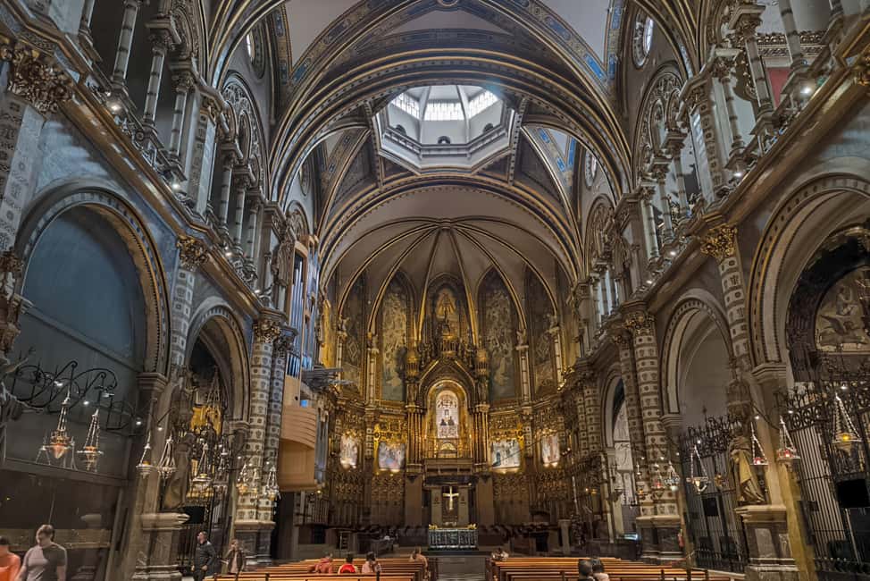 Montserrat Small Group Tour with Train and Cable Car - Montserrat by Train: Why This Route Works from Barcelona