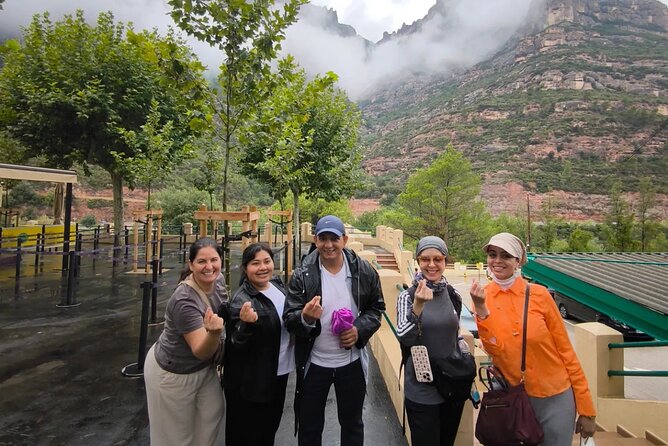 Montserrat Tour by Train with Cable Car and Cogwheel - The electric train out of Barcelona: expect the real commute vibe