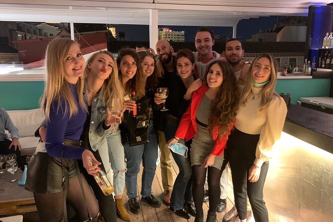 Nightlife Tour - Barcelona Bar Crawl with Flamingos - How This Flamingos Bar Crawl Really Works (and why it’s good value)
