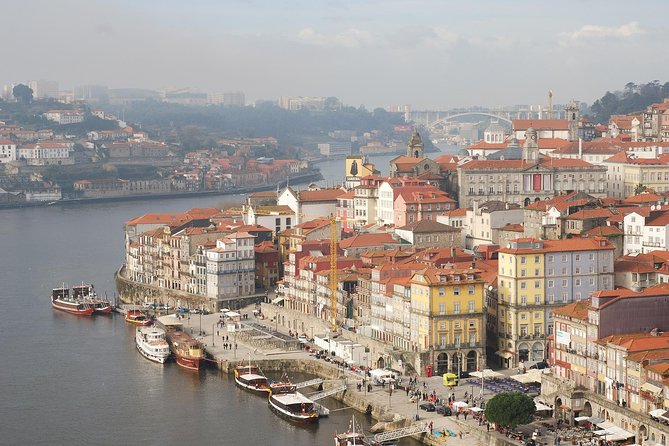 North of Spain & Portugal: 8-day Guided Tour from Barcelona - Porto Day: Cathedral Views, Stock Exchange Energy, and Port Wine Tasting