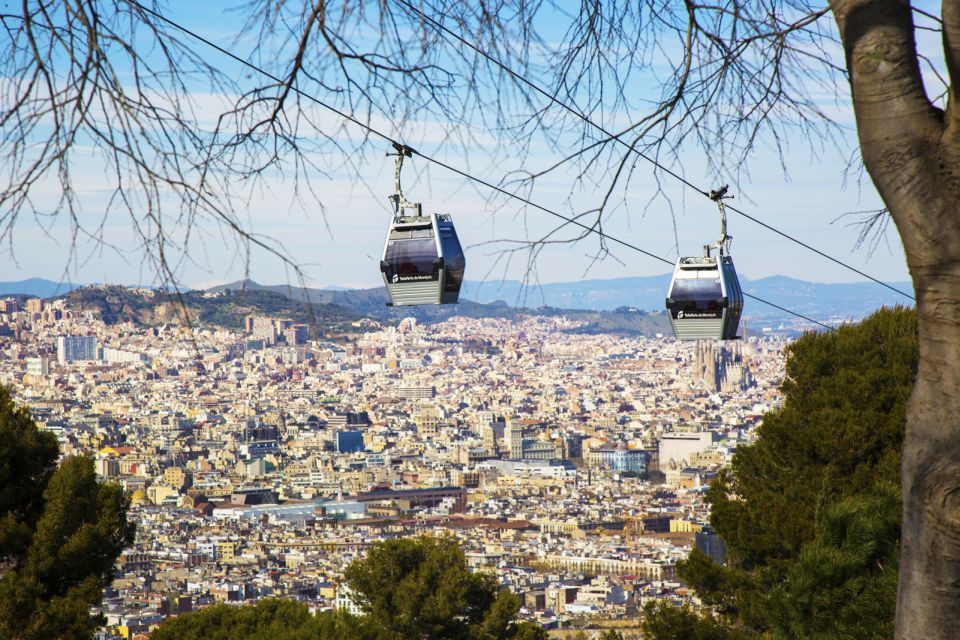 Panoramic Barcelona and Montserrat Excursion - Meet at Estació del Nord and Get Your Bearings Fast
