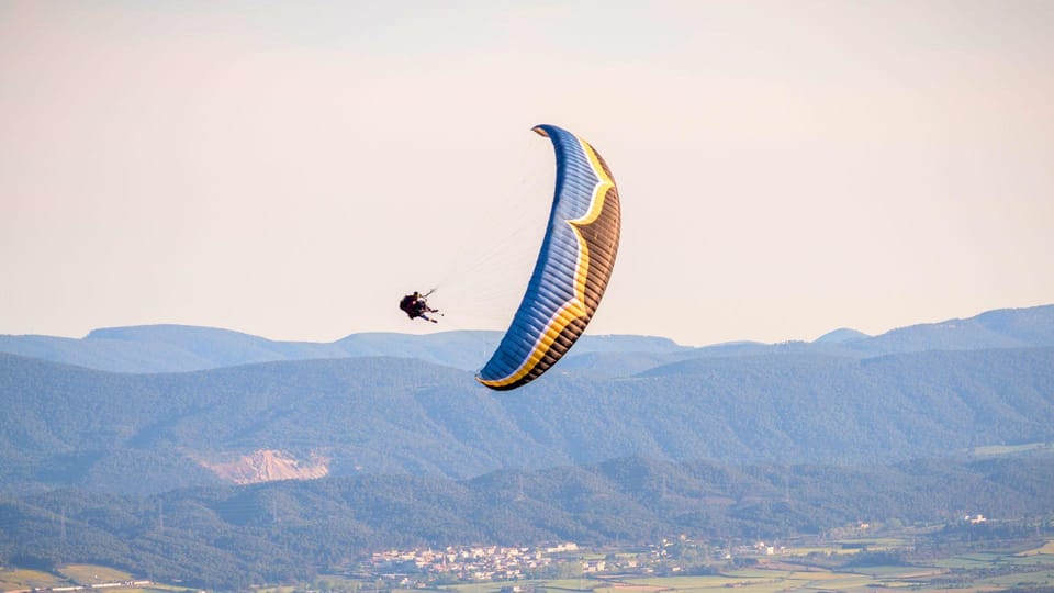 Paragliding: Experience the magic of flying near Barcelona. Report included - Key highlights to look for before you book
