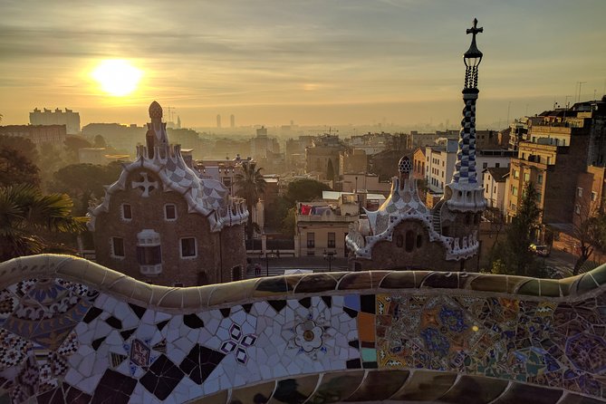 Park Guell and Sagrada Familia, Gaudí's Masterpieces Private Tour - Park Güell: Timed Entry and What Your Guide Will Help You Notice