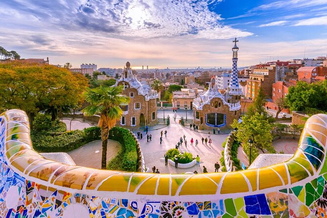Park Guell Gaudi's Wonder Guided Tour Max 6 People Group - Meeting Point, Tickets, and Timing: Less Stress, More Park