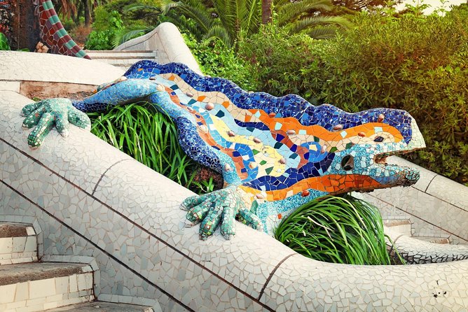 Park Guell Guided Private Tour - Meeting at El Jardí de can Toda: your start line in Gràcia