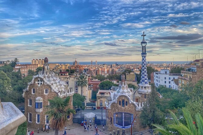 Park Guell Guided Tour in Barcelona with Entry - The stories behind Gaudí: how the guide turns sights into meaning