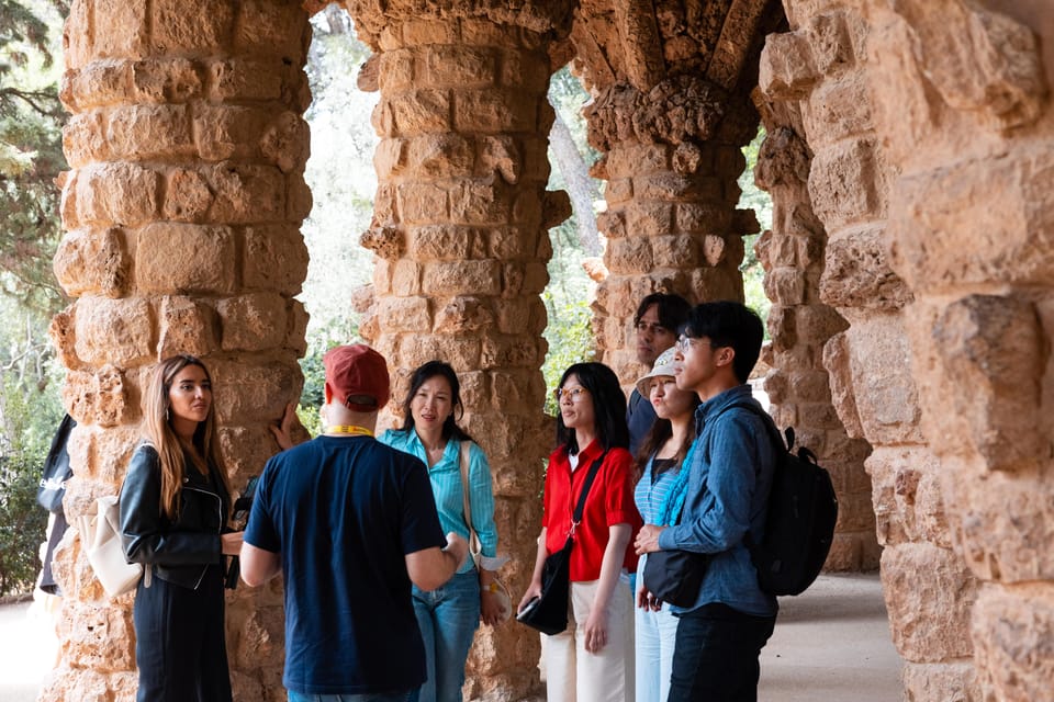 Park Güell & Sagrada Familia Tour - The Two-Hour Gap: How to Use Lunch Time Without Losing Your Whole Afternoon