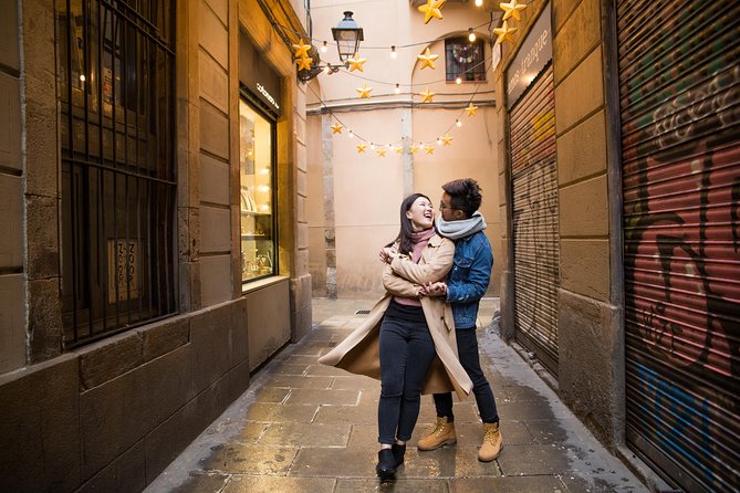 Photoshoot tour in Barcelona Secret Corners - The photos you get: high-res images, basic retouch, and how extras work