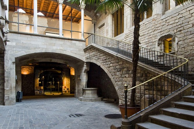 Picasso Museum Guided Tour in Barcelona - The radio headset: usually a lifesaver, but check it