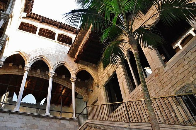 Picasso Museum & Private Walking Tour of Born or Gothic Quarter - Price and value: what $293.80 gets you