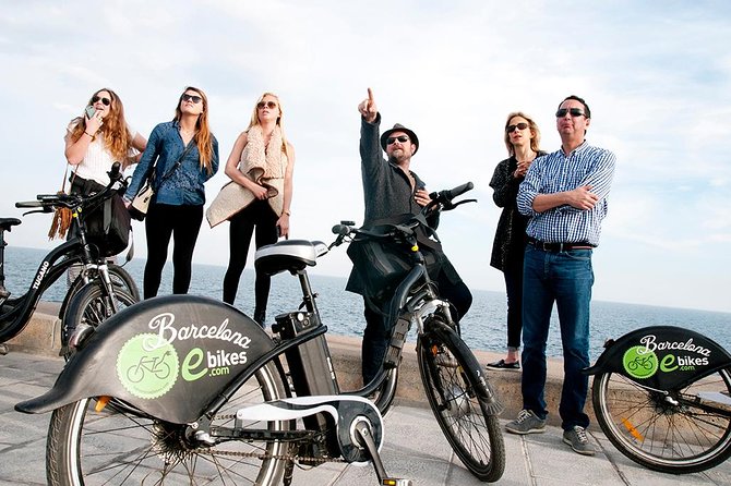 Picasso's Barcelona on Electric Bike Small Group Tour - Barcelona Cathedral square: your first look at the old town pace