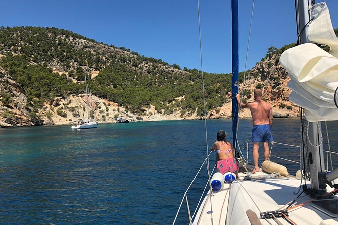 Private 2-Hour Tour of Barcelona on a Sailboat - Where You Meet at Edifici Capitanía (And Why That Matters)