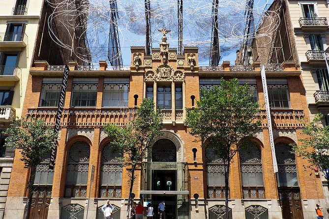Private 4h Tour Of Camp Nou And Most Emblematic Sites Of Barcelona with pick up - The Museum Content: Why It’s Worth Spending Two Hours There