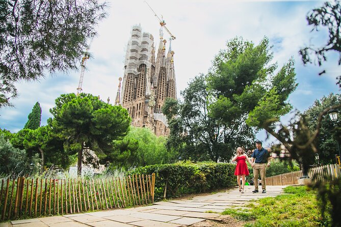 Private and Personalized Photography Adventure in Barcelona - Price and Value: $82.90 Per Group for Up to 8
