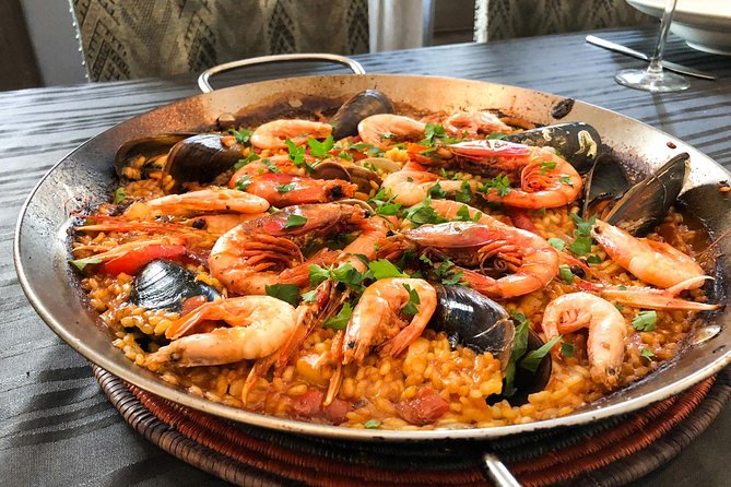 Private Authentic Paella Cooking Class in Barcelona with Josh - Where the class happens (and why location matters)