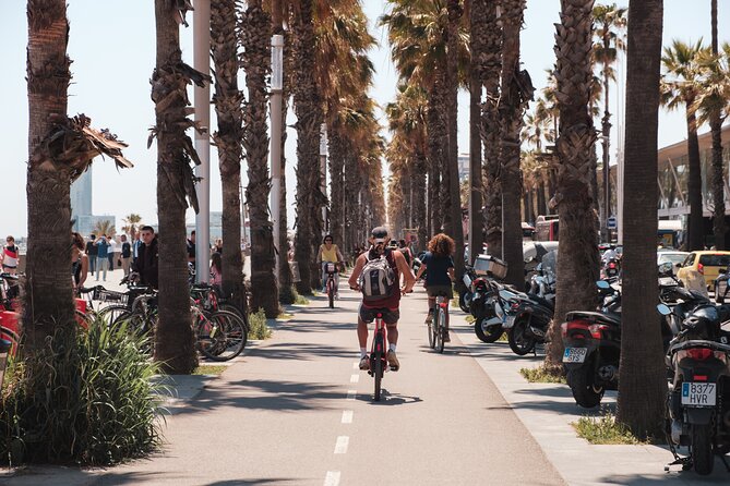 Private Barcelona Bike or E-Bike Tour - The real value: private biking beats sightseeing by foot
