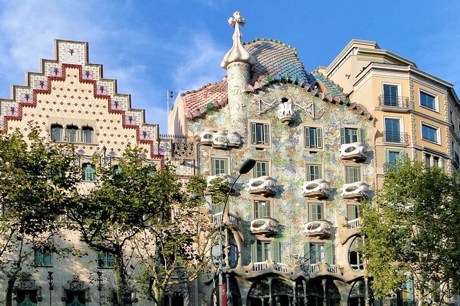 Private Barcelona Highlights Tour with Hotel pick-up - Eixample and the Grid Lesson: Cerdà’s Plan in Real Space