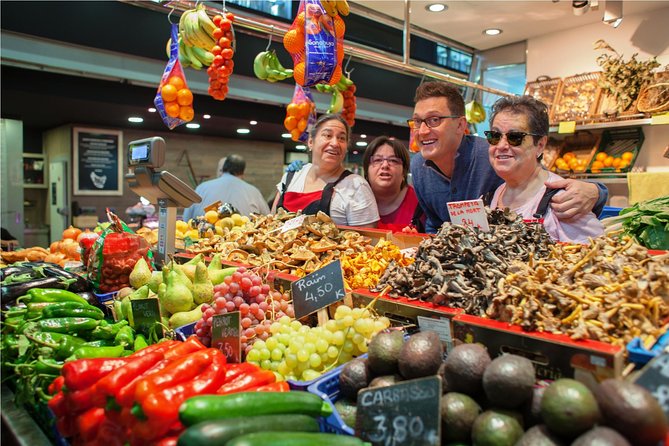 Private Barcelona Market Tour & Paella Cooking Class with Josh - The market stop in Gràcia: what quality looks like