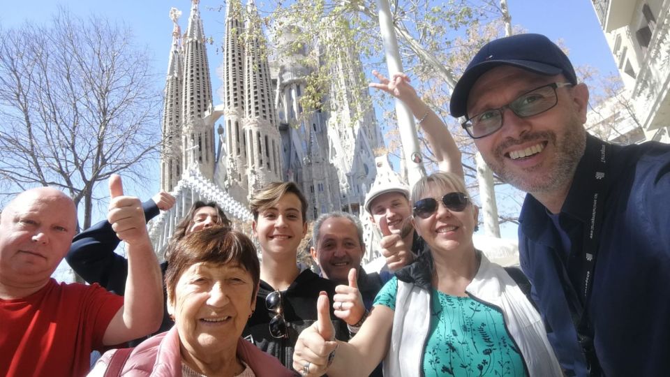 Private Barcelona Modernism and Gaudí Walking Tour - Key Points at a Glance