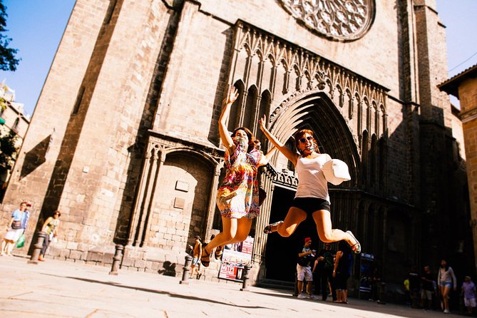 Private City Kickstart Tour: Barcelona - Where You Meet: La Rambla, Then Off to the Action