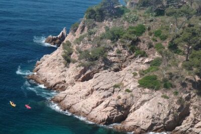 Private Costa Brava Kayak Experience with Snorkel from Barcelona - The minivan ride north: comfort, time, and instant scenery change
