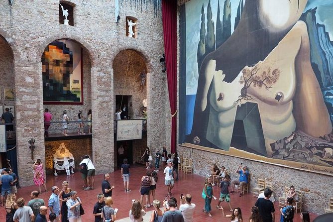 Private Dalí Museum and Tour from Barcelona - Price and how to think about value for up to 7
