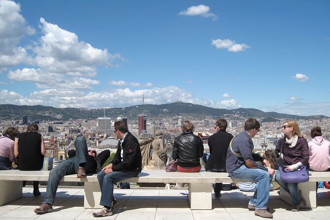 Private electric bike tour - Discovery of Barcelona - Spanish Square to 1929-era architecture: Plaça d’Espanya and Poble Espanyol