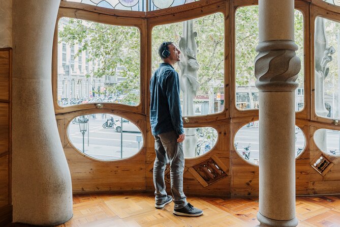 Private First Access Casa Batlló Experience With Breakfast - Timing and logistics: meeting at Casa Loewe and ending at Casa Amatller