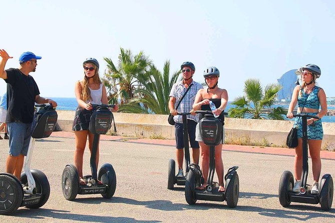Private Live Guided Barcelona Segway Tour - 180 min - Meeting at Carrer del Correu Vell: helmets, training, and getting set up