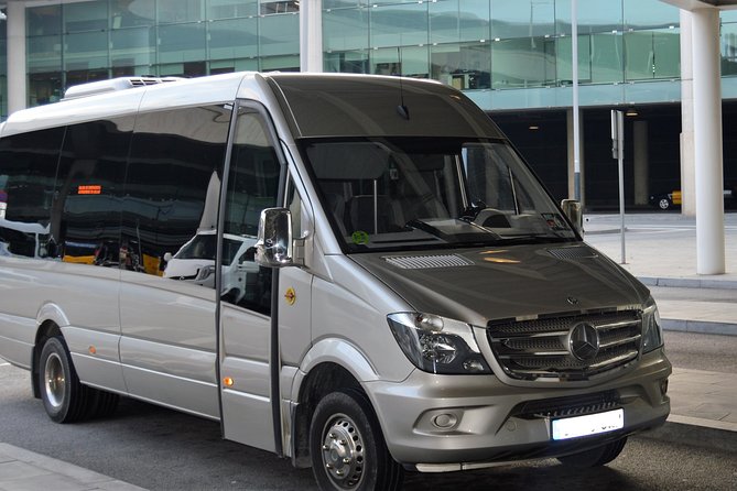 Private Meet & Greet Transfer from El Prat Airport to Barcelona - Key highlights to know before you book