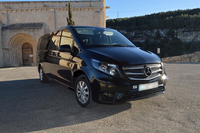 Private Meet & Greet Transfer from El Prat Airport to Barcelona - Van size and group planning: up to 15 passengers, but pricing is per group