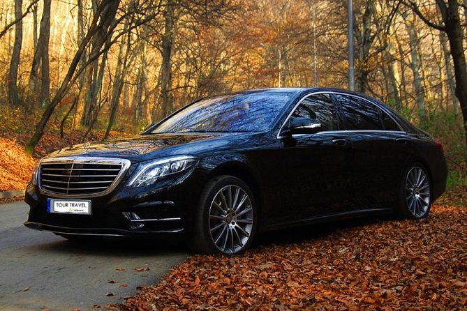 Private one way transfer from/to Barcelona airport to/from hotel - Private luxury transfer to El Prat Airport: the stress-free finale