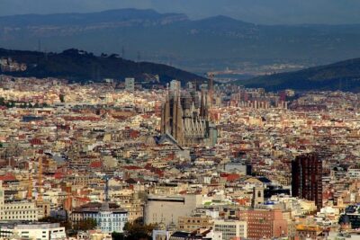 Private one way transfer from/to Barcelona airport to/from hotel - Timing the trip: how 30 minutes can feel like a lot—or not enough