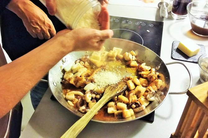 Private Paella class, Tapas, full menu and Sangria workshop - Ten tapas and wine: how you get Spanish flavor in one sitting