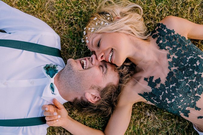 Private Photo Session with a Local Photographer in Barcelona - Should you book it?