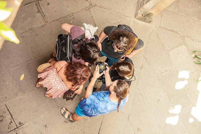 Private Photography Walking Tour with a Local - Famous artist and Barcelona influence: turning inspiration into technique