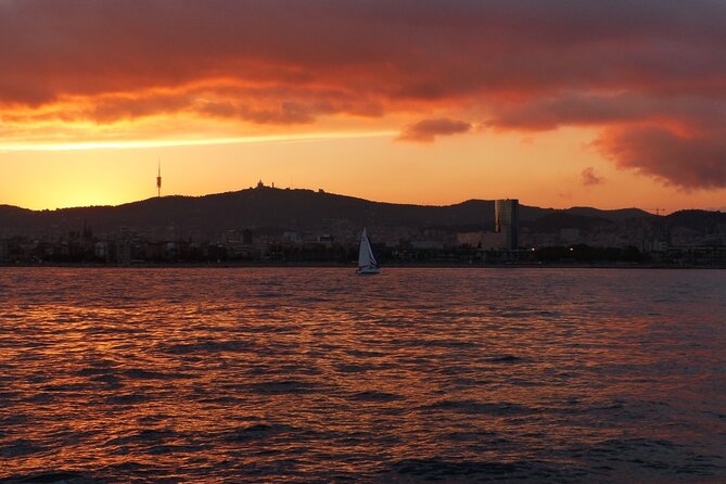 Private Sailing with SUP, Drinks and Appetizers from Barcelona - Barceloneta Beach from the water: what you’ll notice from the shoreline