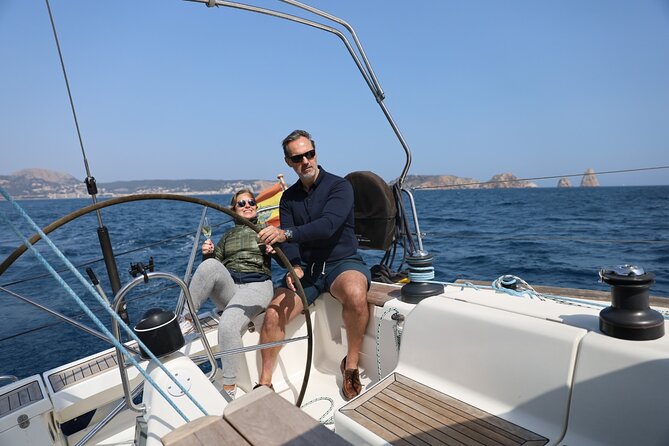 Private Skipper Sailing Tour for up to 11 people - The 45-Foot Sailboat for Up to 11 People