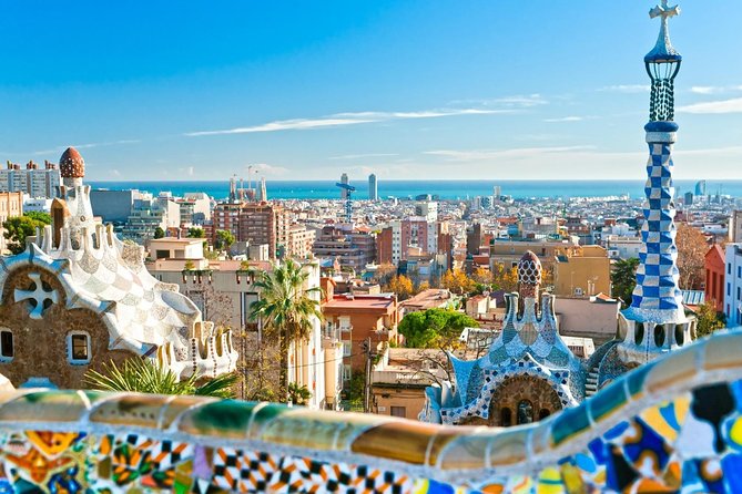 Private Tour Barcelona and Montserrat 8 Hours - Gaudí sights on Passeig de Gràcia and Sagrada Família timing
