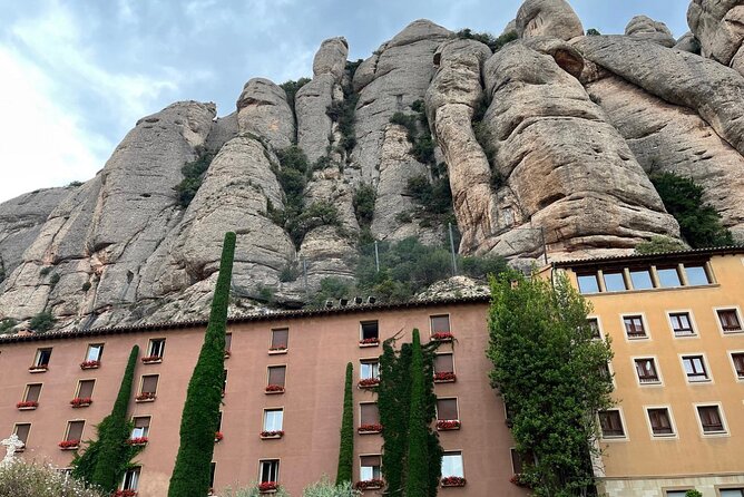 Private Tour from Barcelona to Monserrat - How this Barcelona to Montserrat private transfer really feels