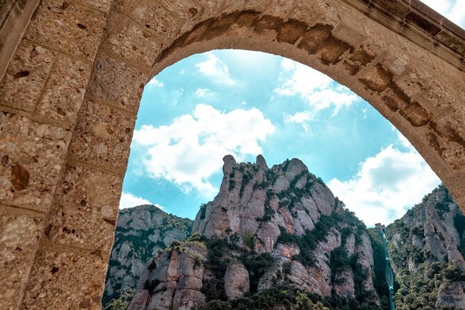 Private Tour from Barcelona to Montserrat (with guide) - Rock formations and views: how to make the scenery time count