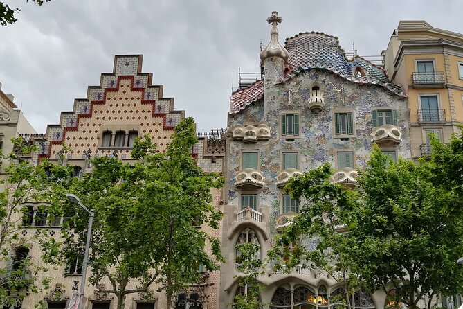 Private tour in Barcelona - Panoramic View Stops: Mirador del Alcalde and Museu Nacional