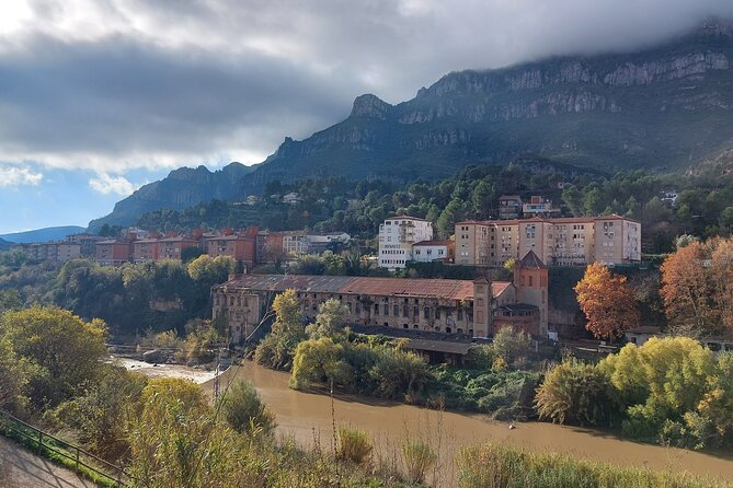 Private Tour in Montserrat 5h - Why Montserrat feels like a whole different world